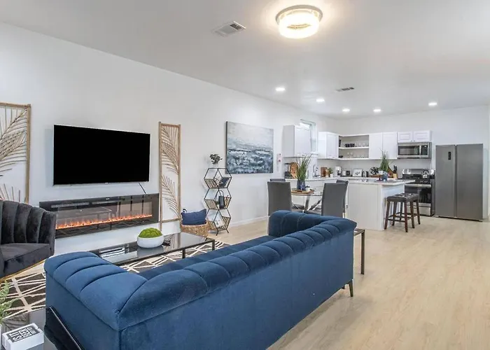 Luxury Blue Loft Downtown Nola