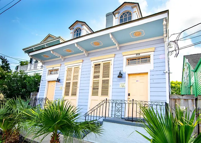 Ursulines Historic Creole Cottage