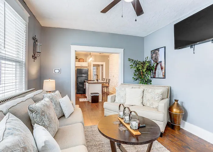 3 Mi To French Quarter Retreat With Private Yard