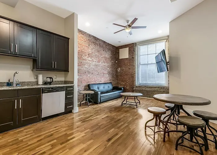 Stunning Apartments Close To City Attractions