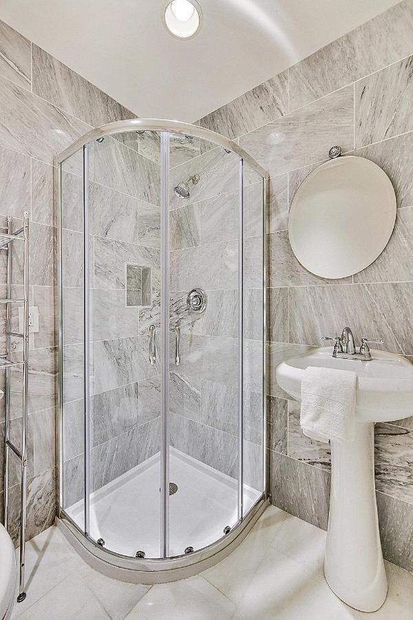 Kerlerec St. Aparthotel