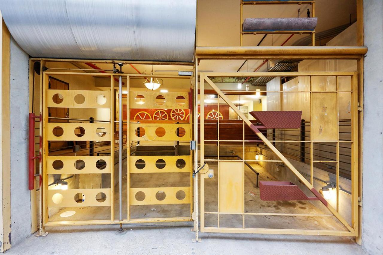 Liivup Warehouse * New Orleans