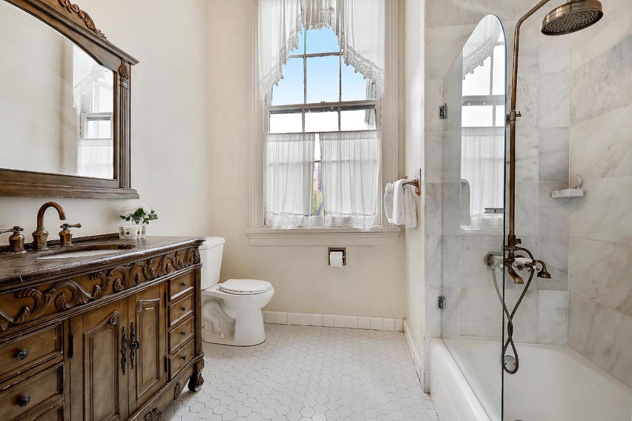 Bourbon Street Hotel New Orleans