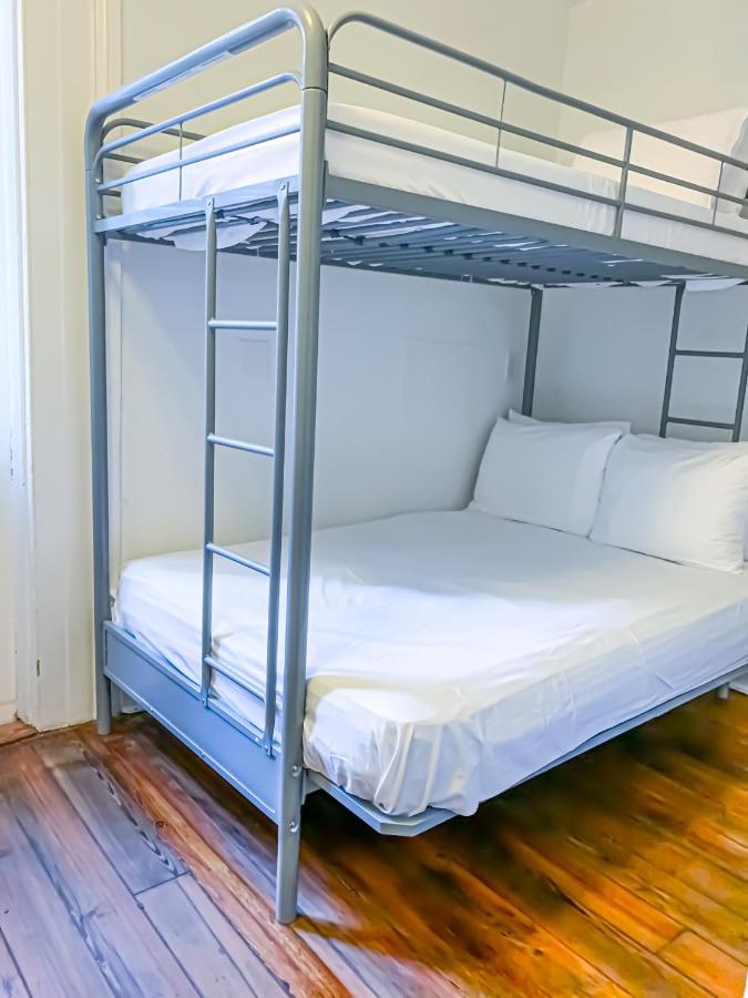 Hotel Bourbon Street