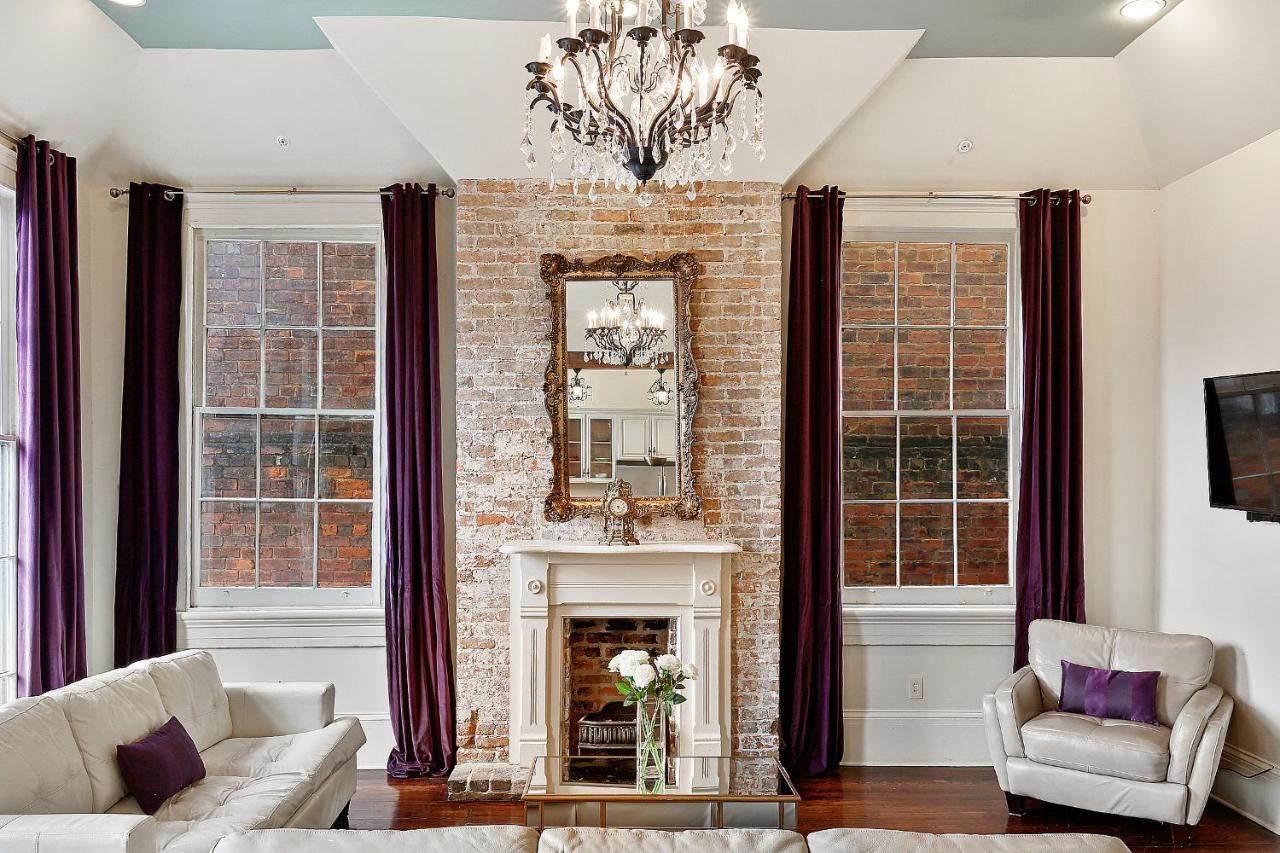 Bourbon Street * New Orleans