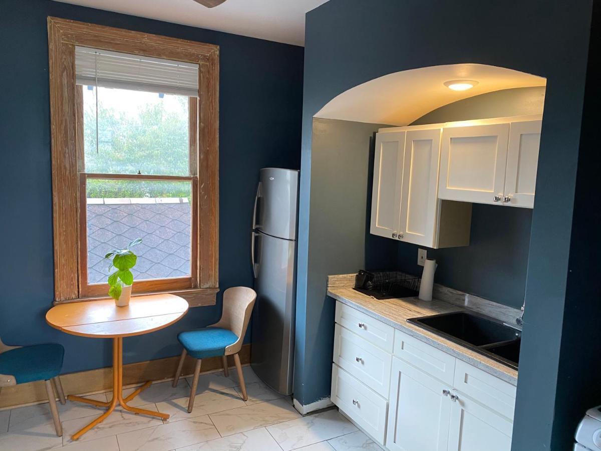 Uptown Treehouse Apartment New Orleans