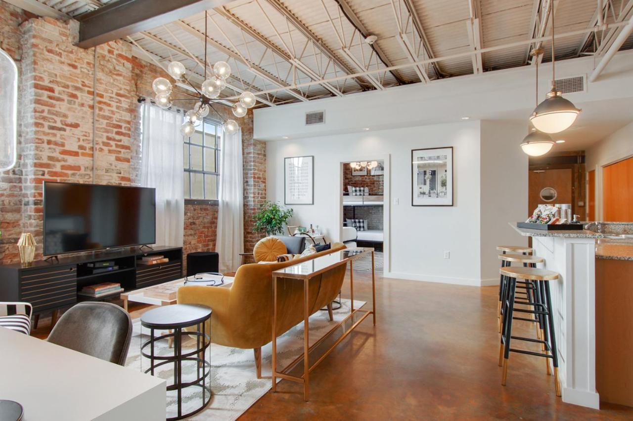 Luxury Arts District Apartment