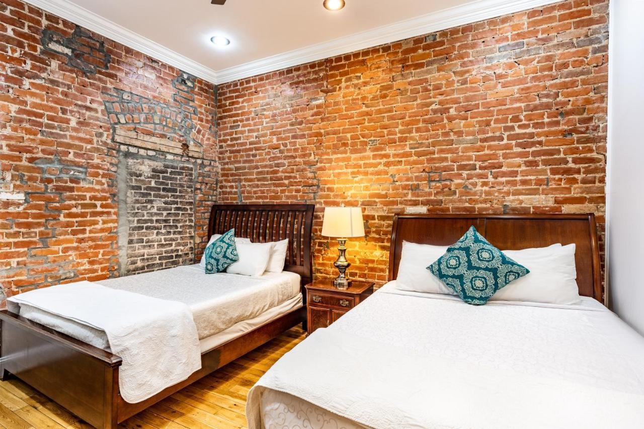 Steps From French Quarter W/ Private Terrace - 12 Guests