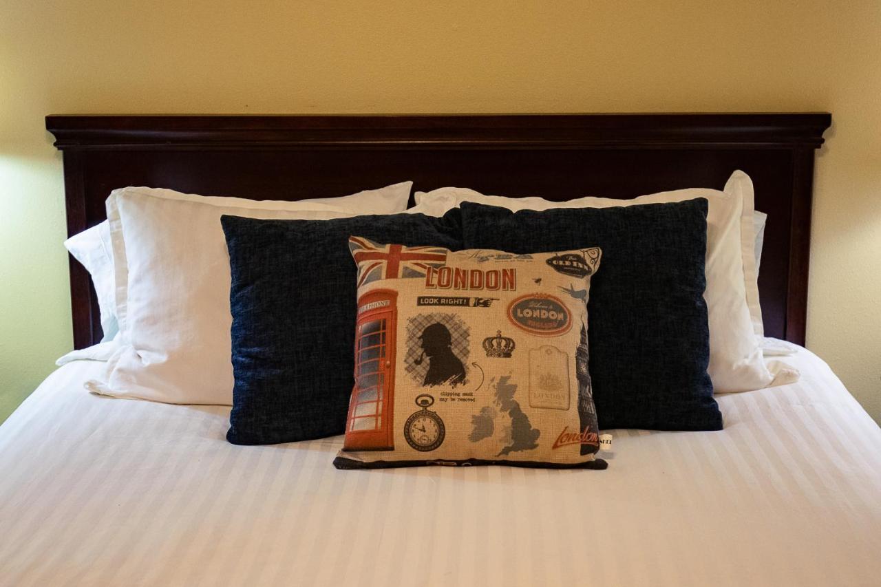 Chez Palmiers Bed & Breakfast 2*