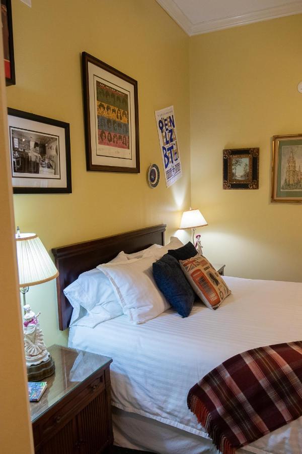 Chez Palmiers Bed & Breakfast New Orleans