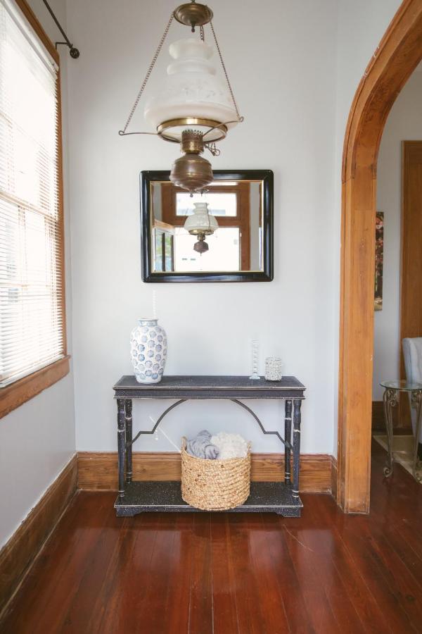 Paused - Miss Ruby's Mid-city *