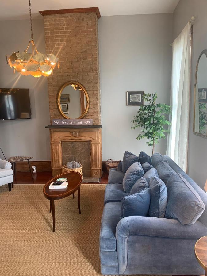 Paused - Miss Ruby's Mid-city