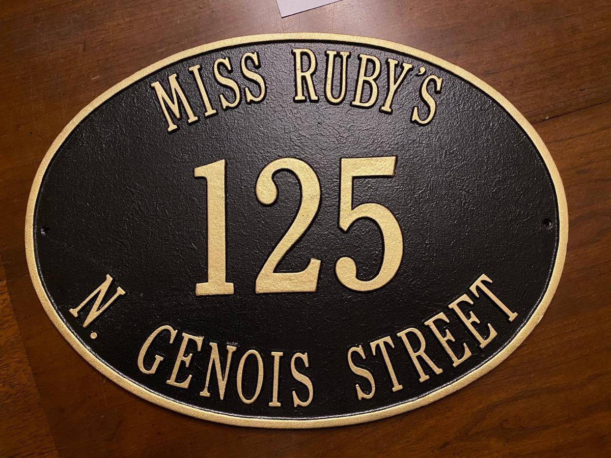 Miss Ruby's Mid-city Apartment New Orleans