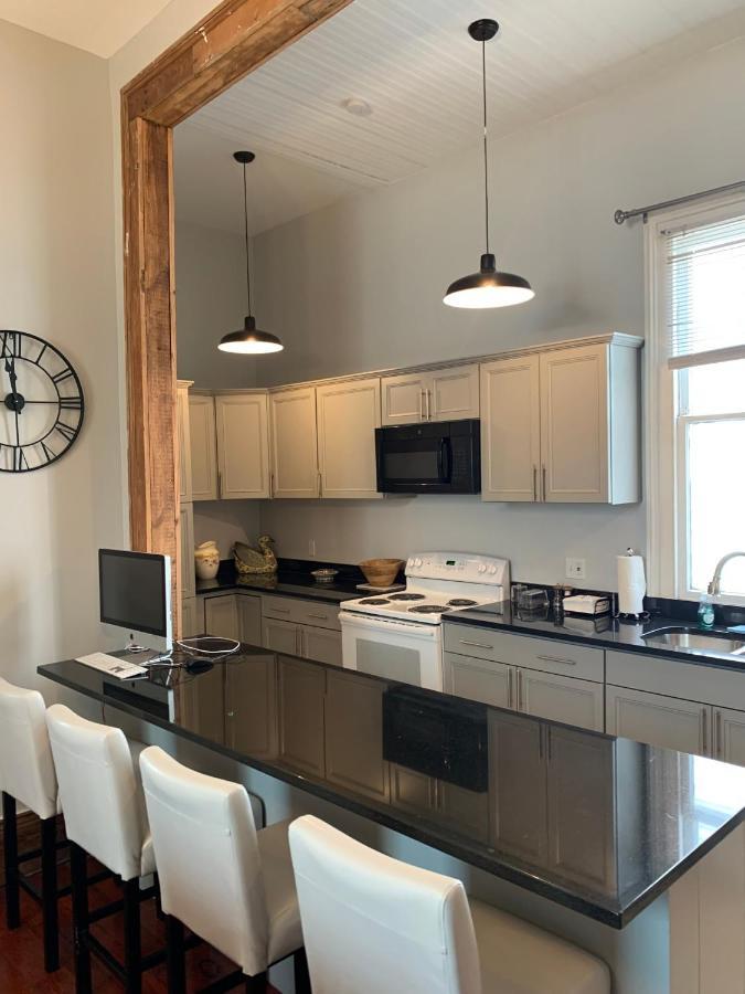 Paused - Miss Ruby's Mid-city New Orleans