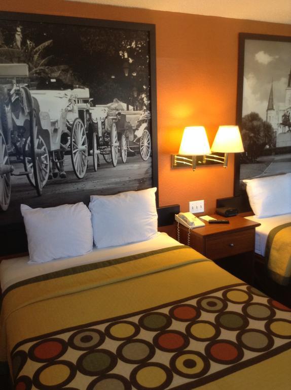 Hotel Super 8 By Wyndham 2*