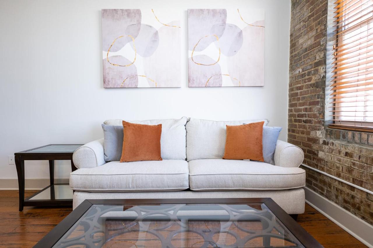 Apartment French Quarter Delight 8