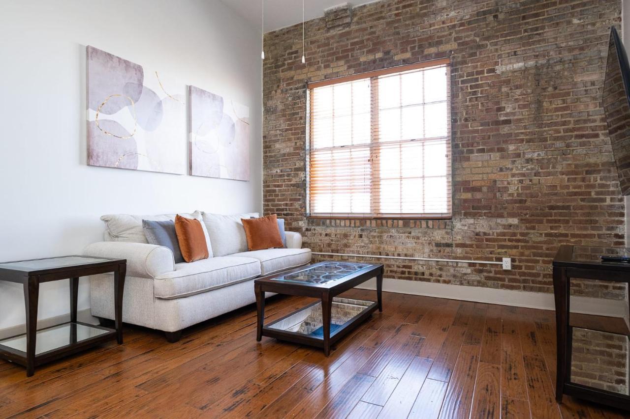 Apartment French Quarter Delight 8