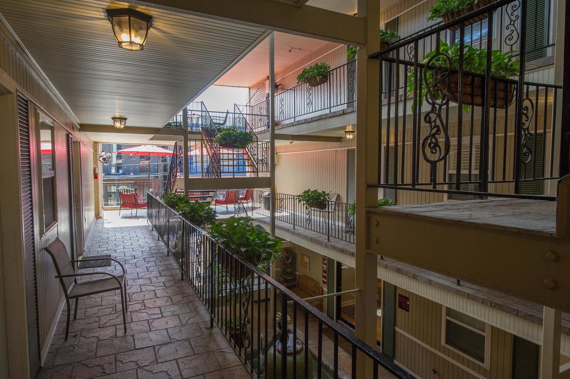 Frenchmen Orleans At 519, Ascend Collection Hotel 3*