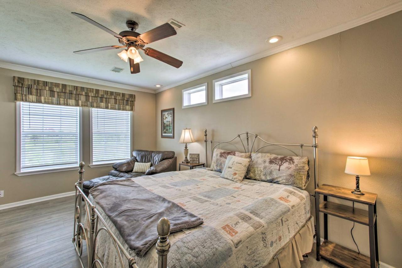 Holiday home Waterfront With Private Dock And Pier New Orleans