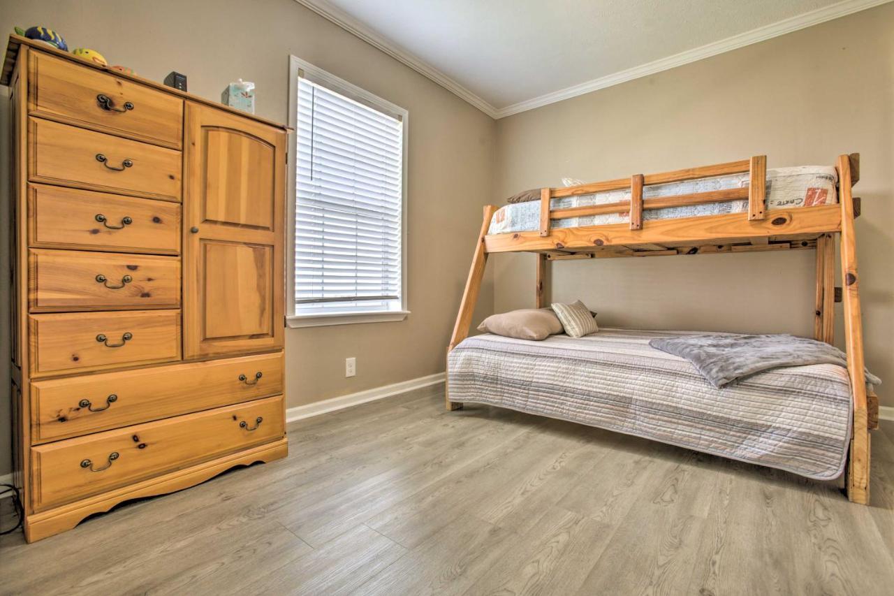 Waterfront With Private Dock And Pier New Orleans