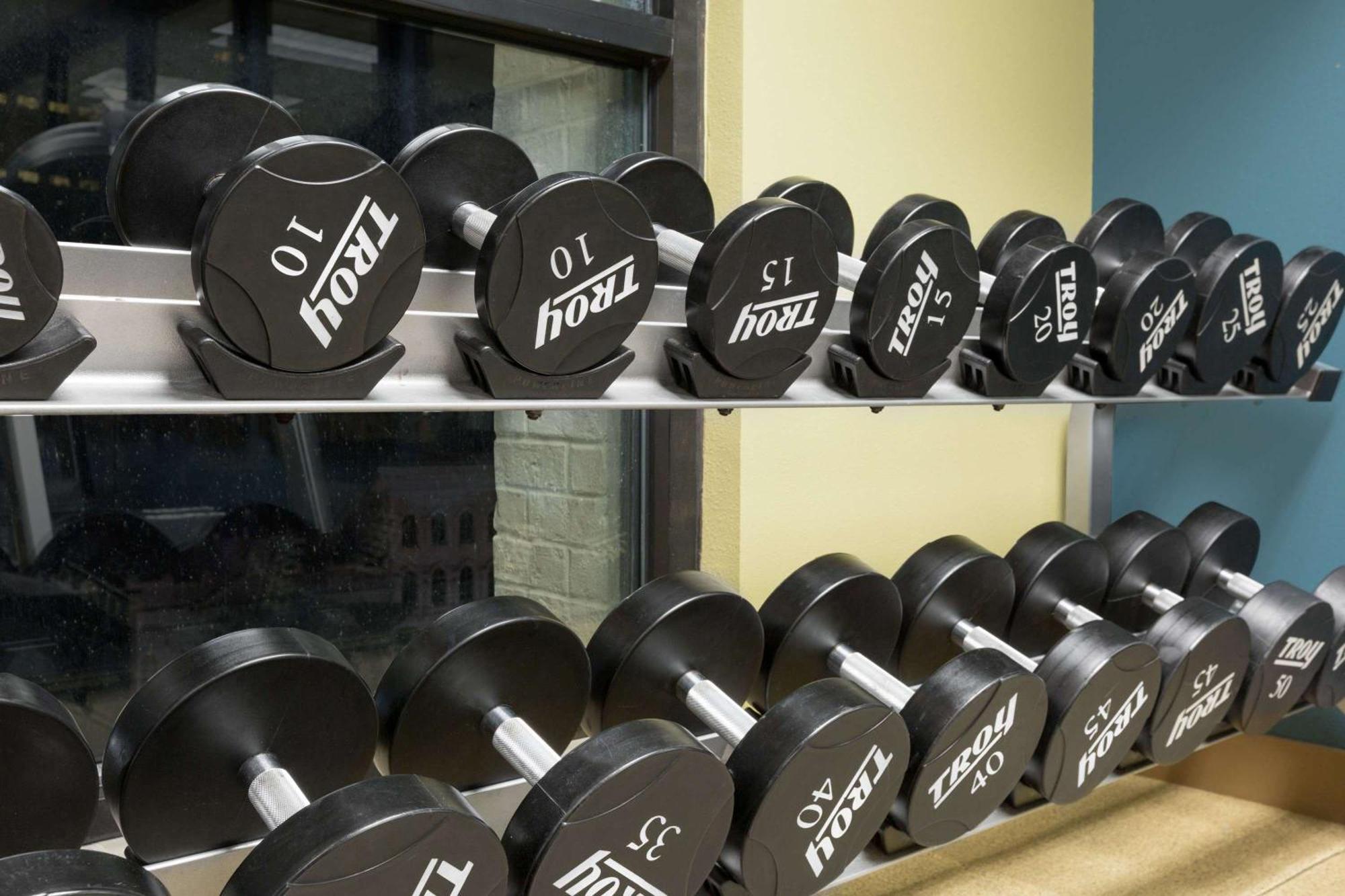 Hotel Wyndham French Quarter 4*