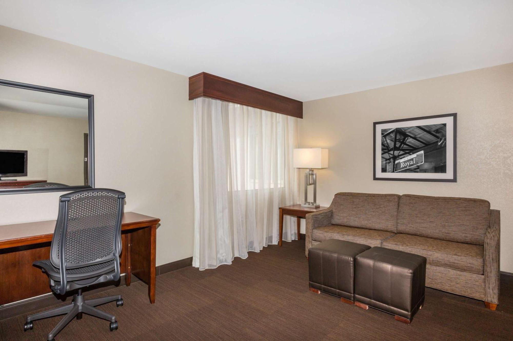 Wyndham French Quarter Hotel