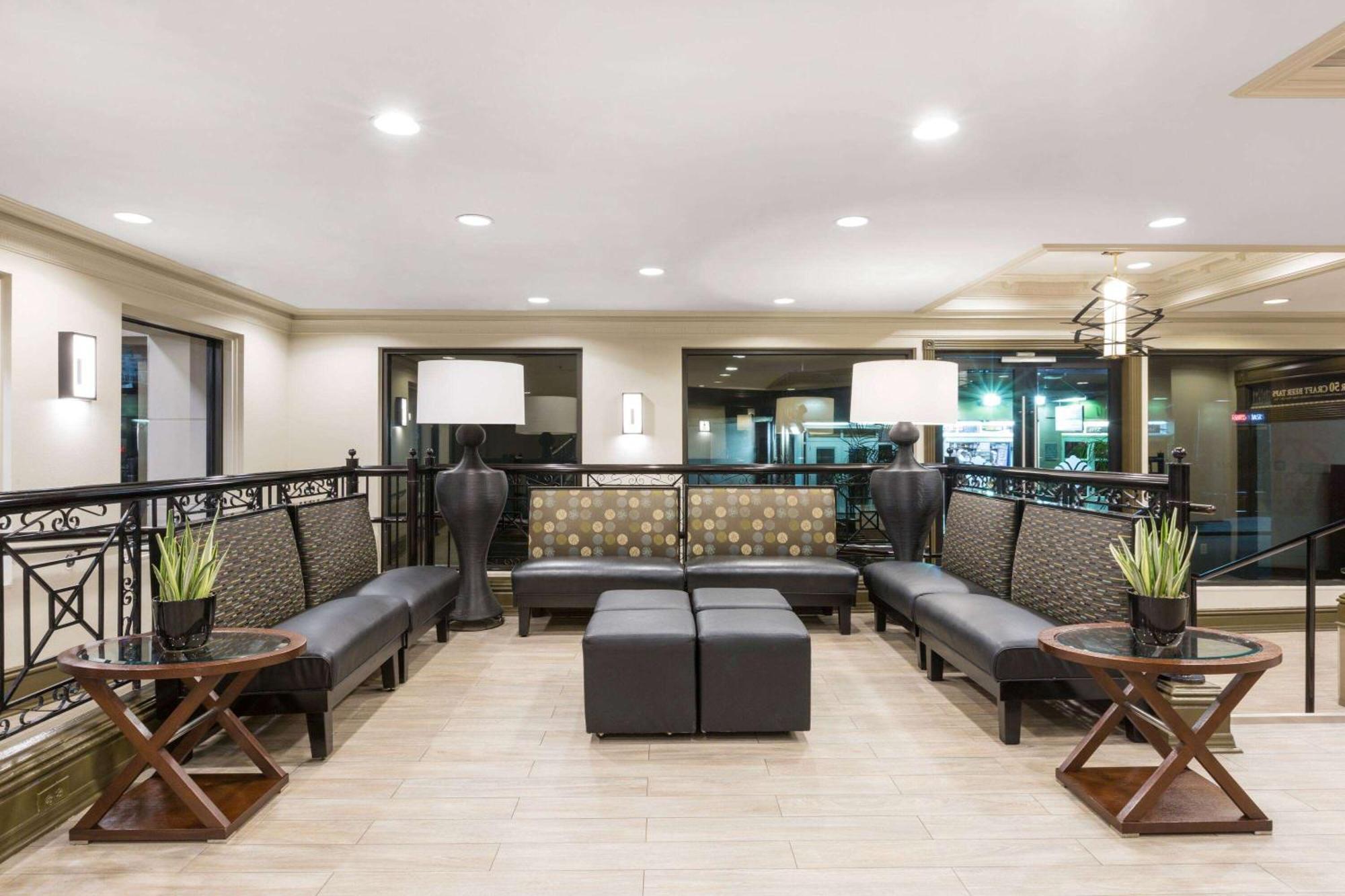 Wyndham French Quarter