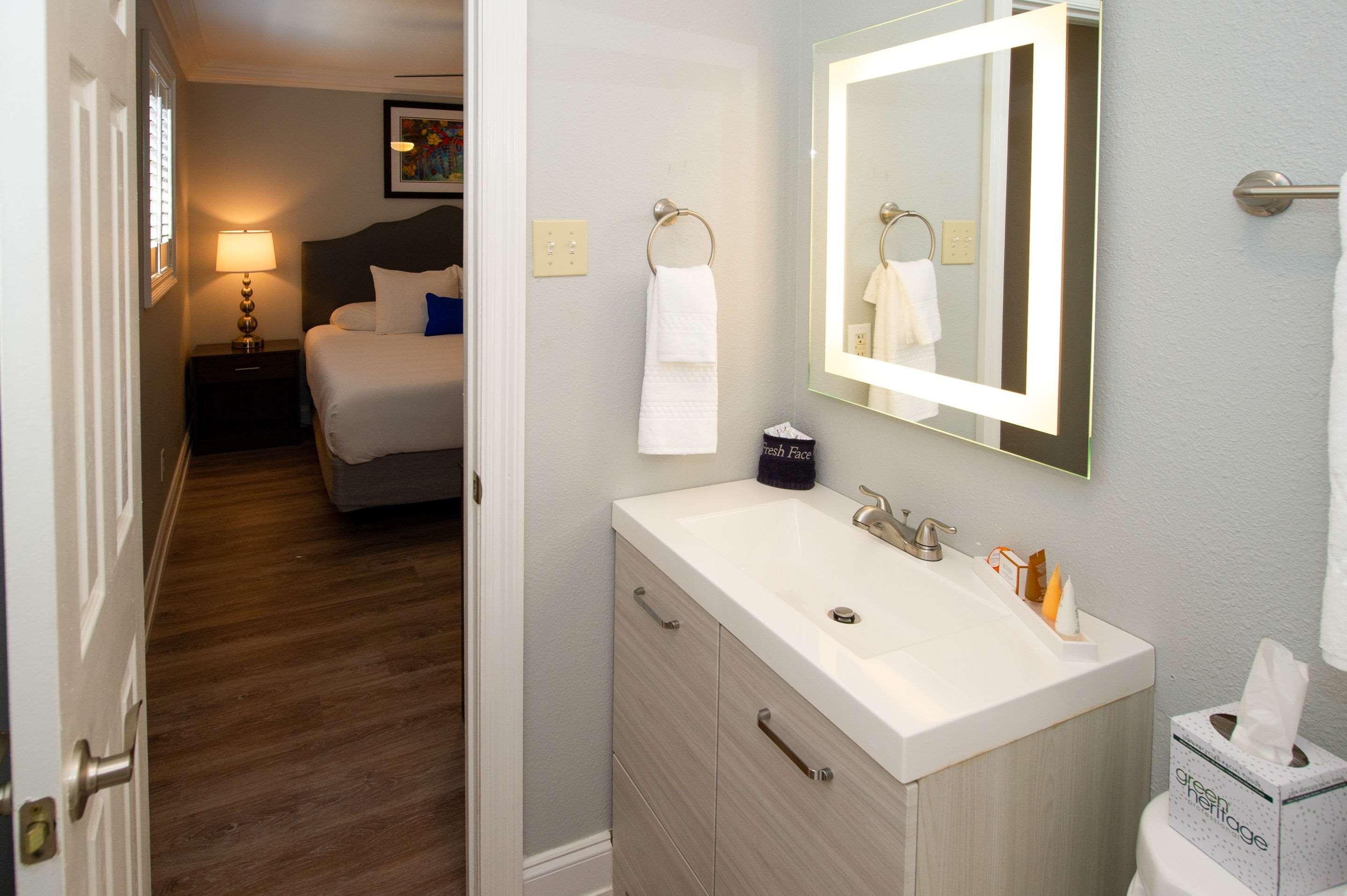 Hotel Frenchmen Orleans At 519, Ascend Collection 3*