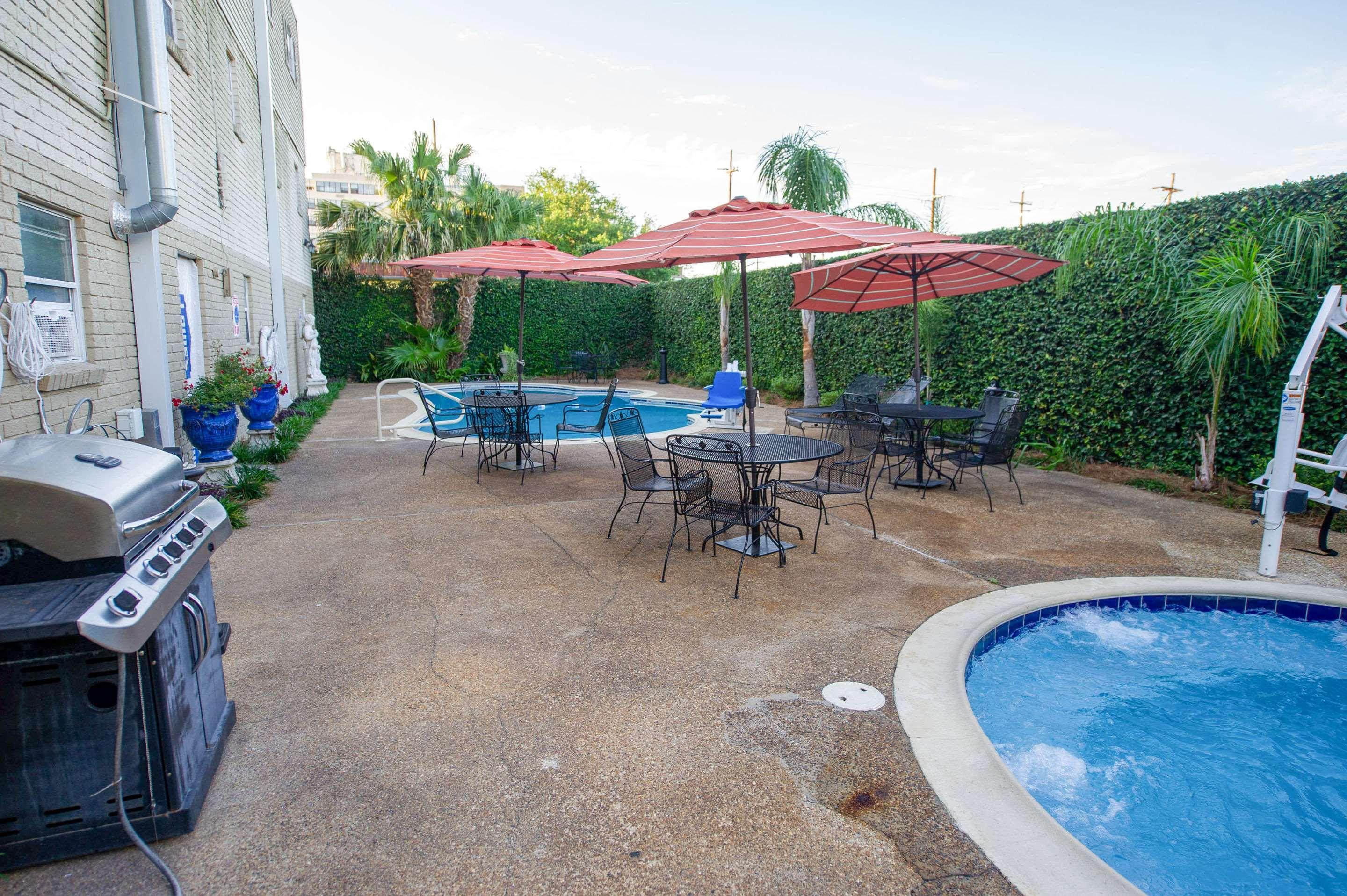 Frenchmen Orleans At 519, Ascend Collection