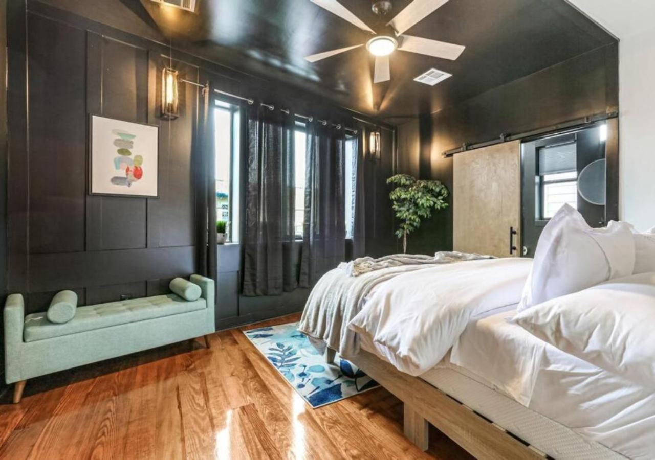 Luxury 5 Bedroom With Private Rooftop Villa *