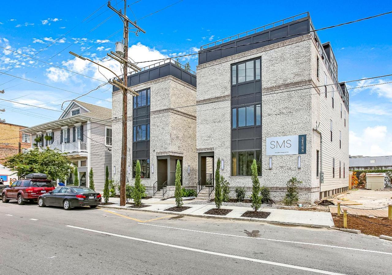 Luxury 5 Bedroom With Private Rooftop *