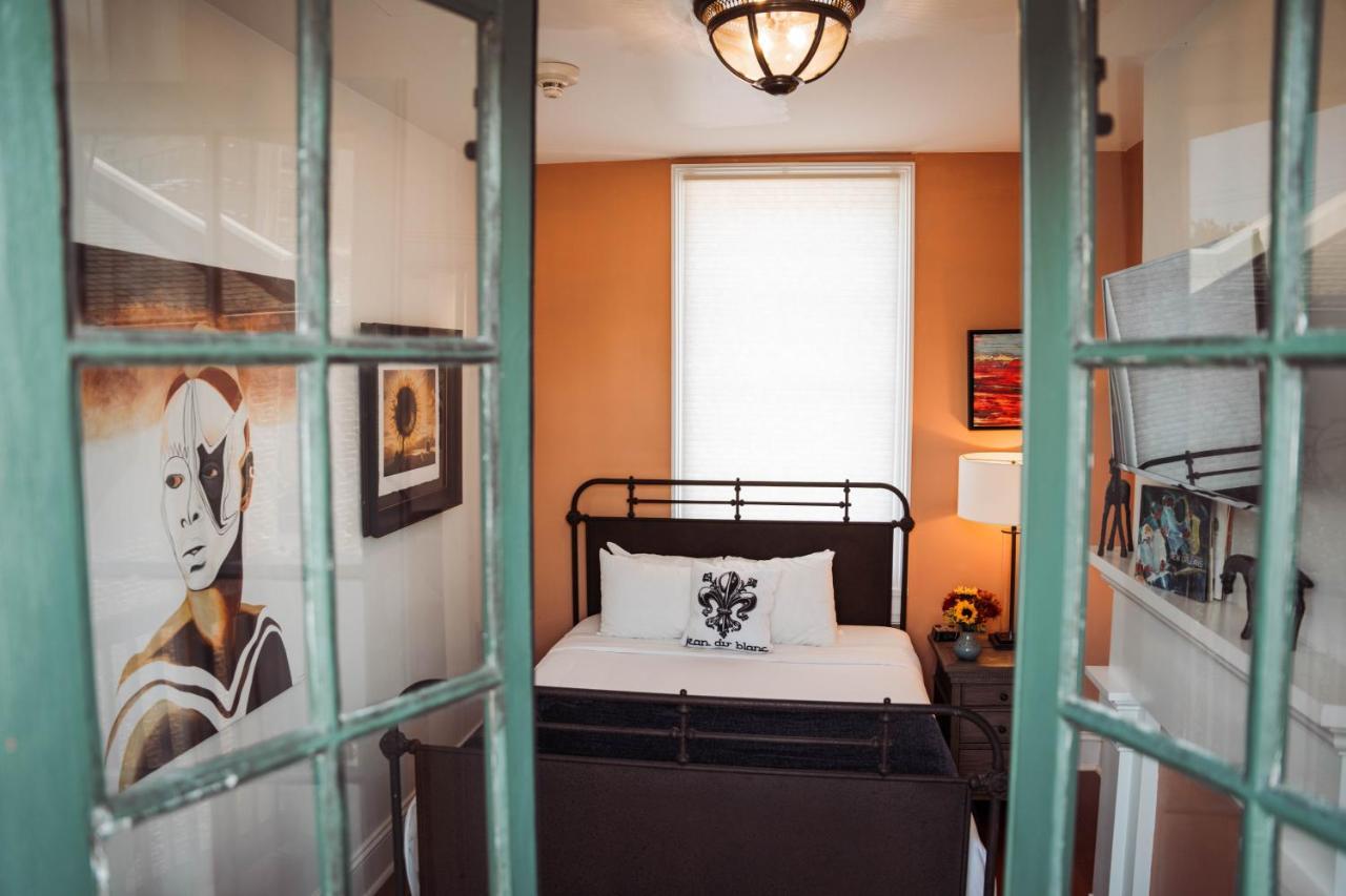 Royal Frenchmen And Bar 4*