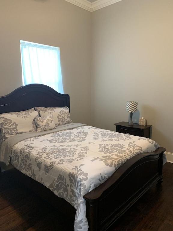 Historic Renovation - Uptown *