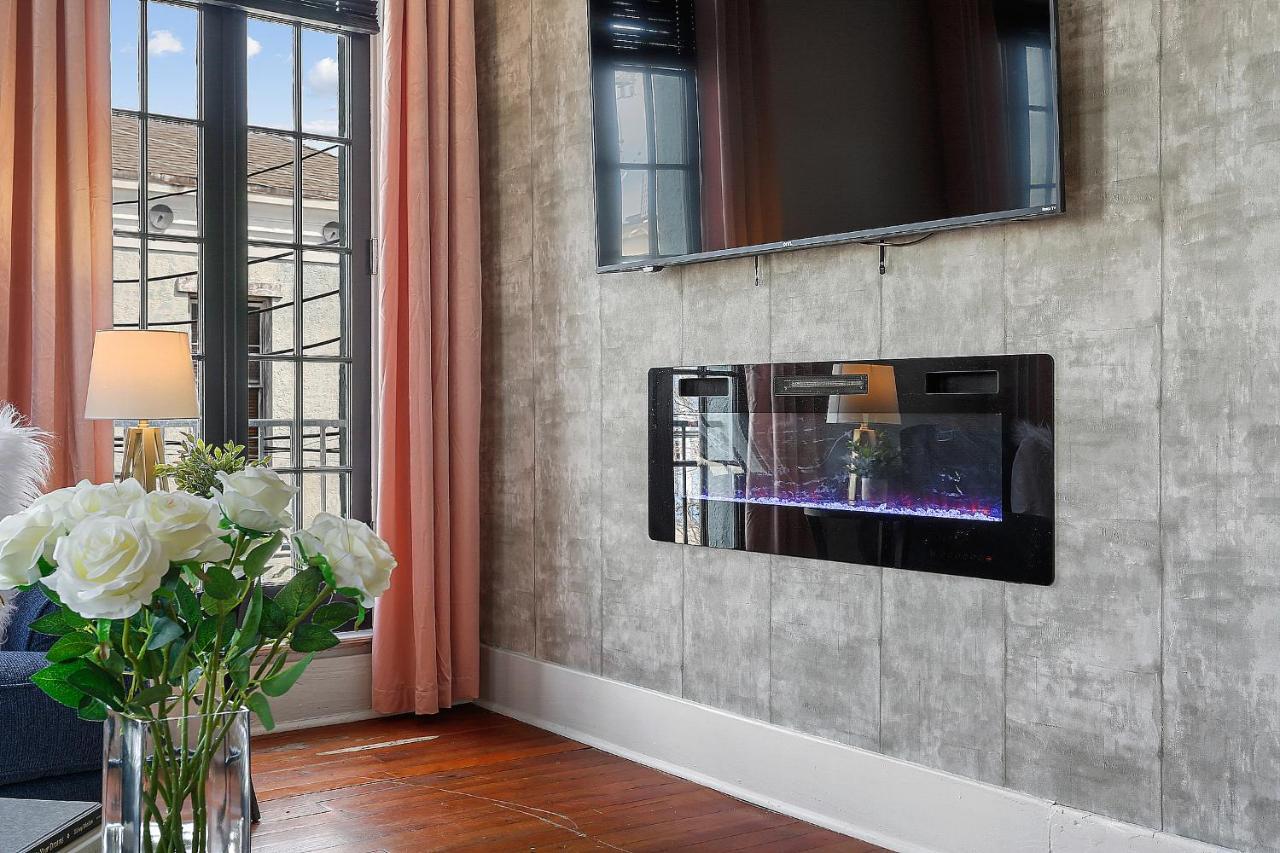 St Charles-mardi Gras 6bd Apartment *