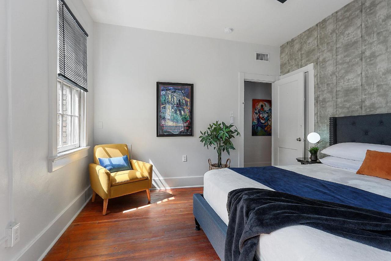 Apartment St Charles-mardi Gras 6bd