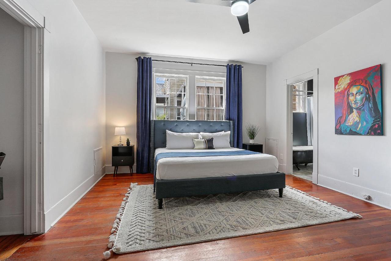 St Charles-mardi Gras 6bd * New Orleans