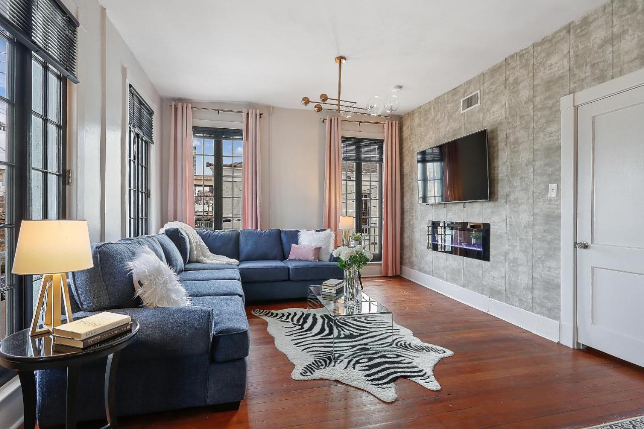 St Charles-mardi Gras 6bd *