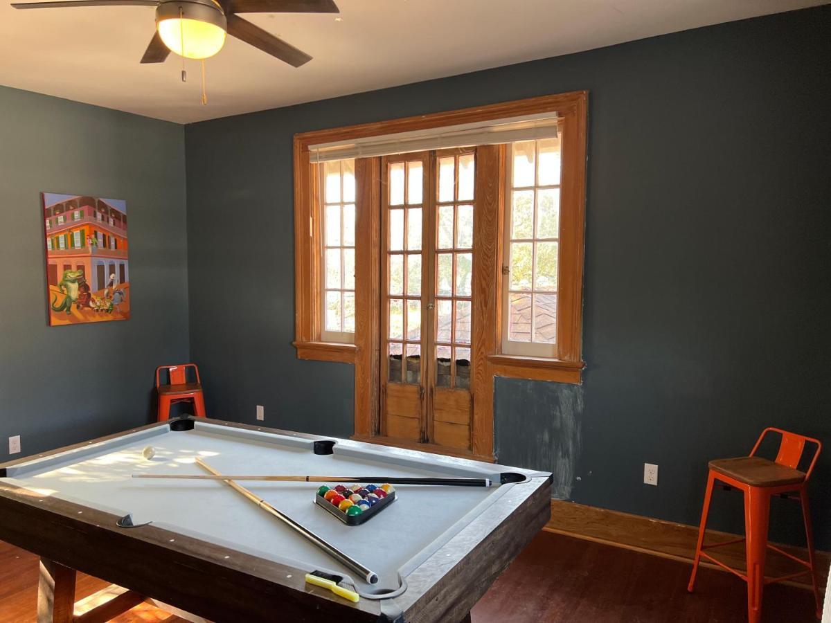 Uptown Treehouse Apartment