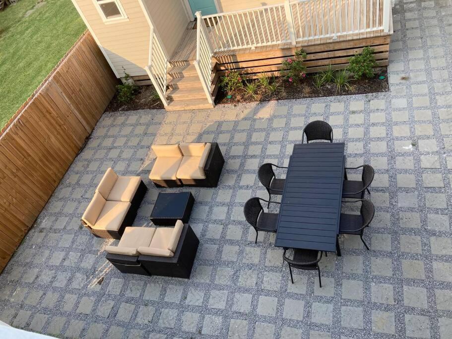 Large Orleans Villa New Orleans