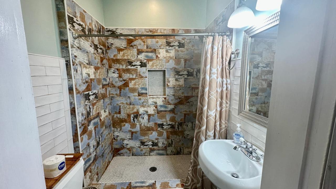 Hostel Madame Isabelle's House