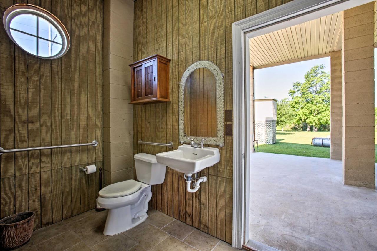 Private Dock With Lift Waterfront Home! * New Orleans