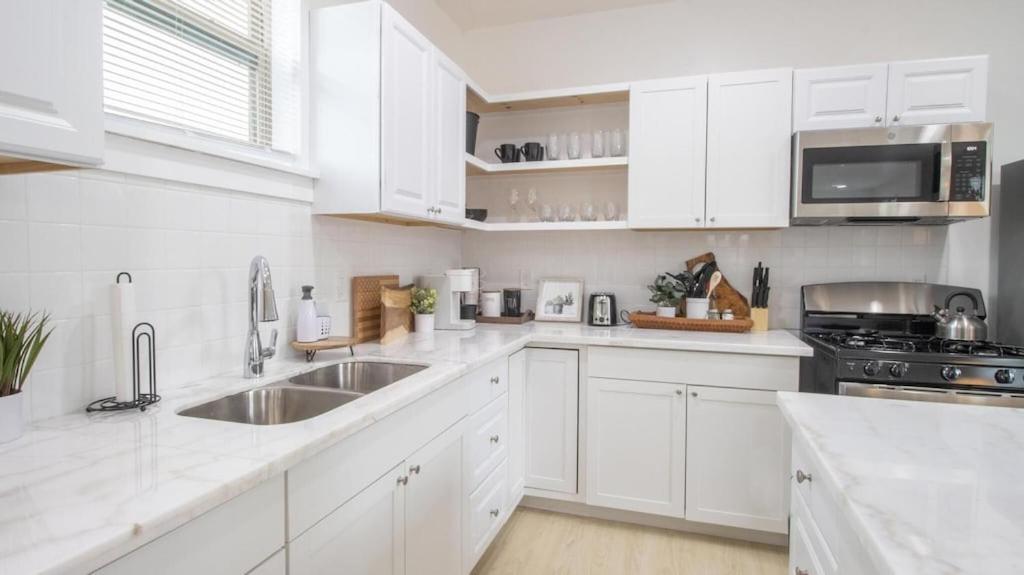 Luxury Nola Oasis W 6 Bedrooms * New Orleans