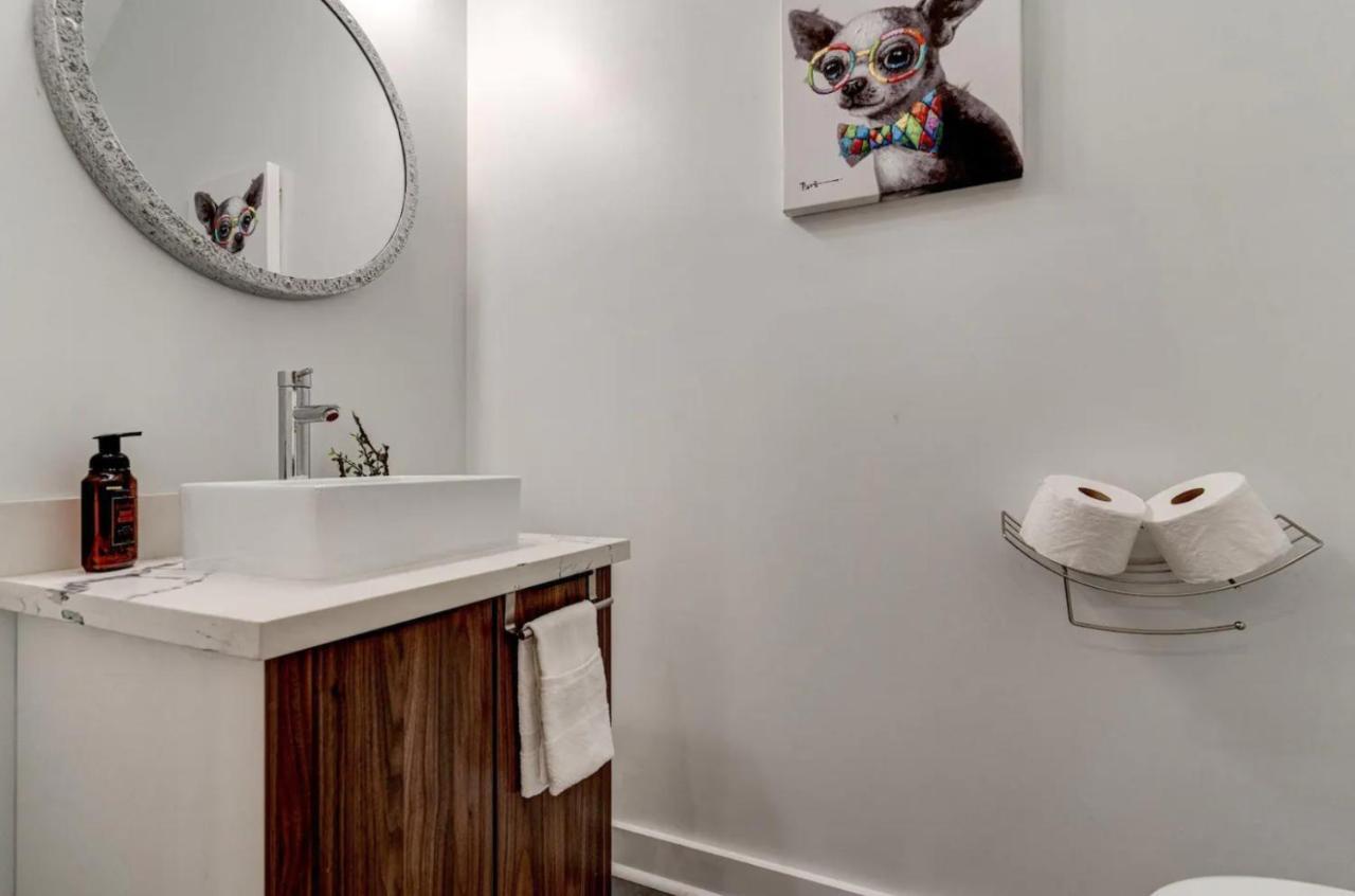 Onyx Apartment *