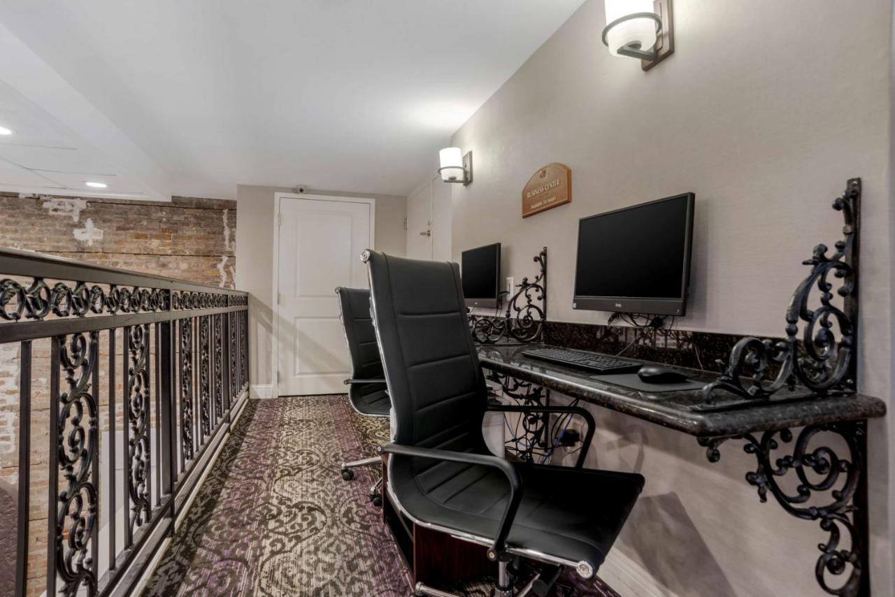 Western St. Christopher