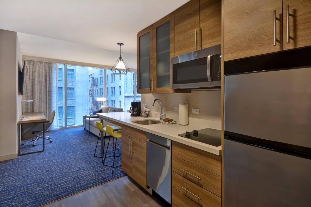 By Marriott French Quarter Area/cen B