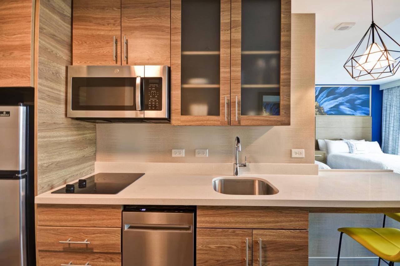 By Marriott French Quarter Area/cen B Hotel 3*