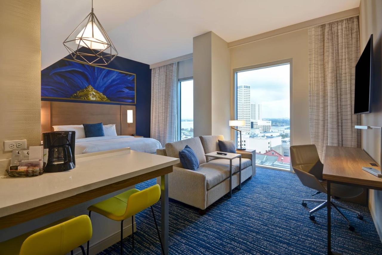 By Marriott French Quarter Area/cen B New Orleans