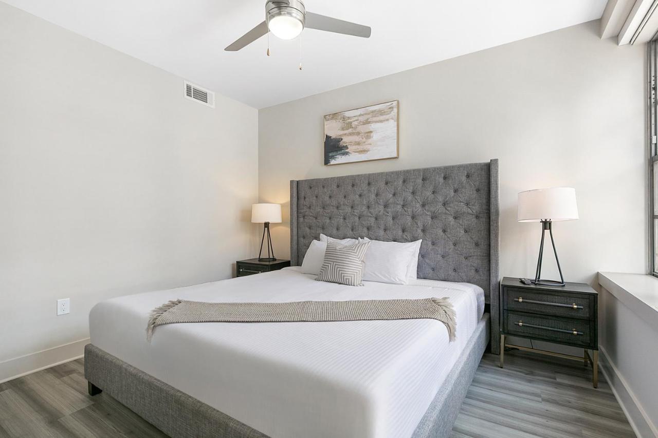 Apartment Amazing 4-bedroom Haven In The Heart Of