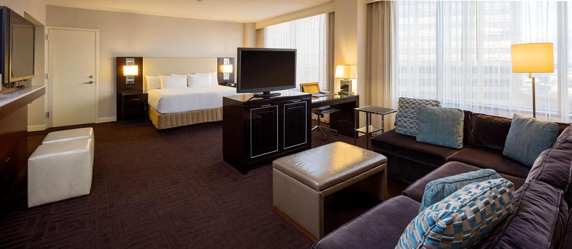 Hyatt Regency 4*