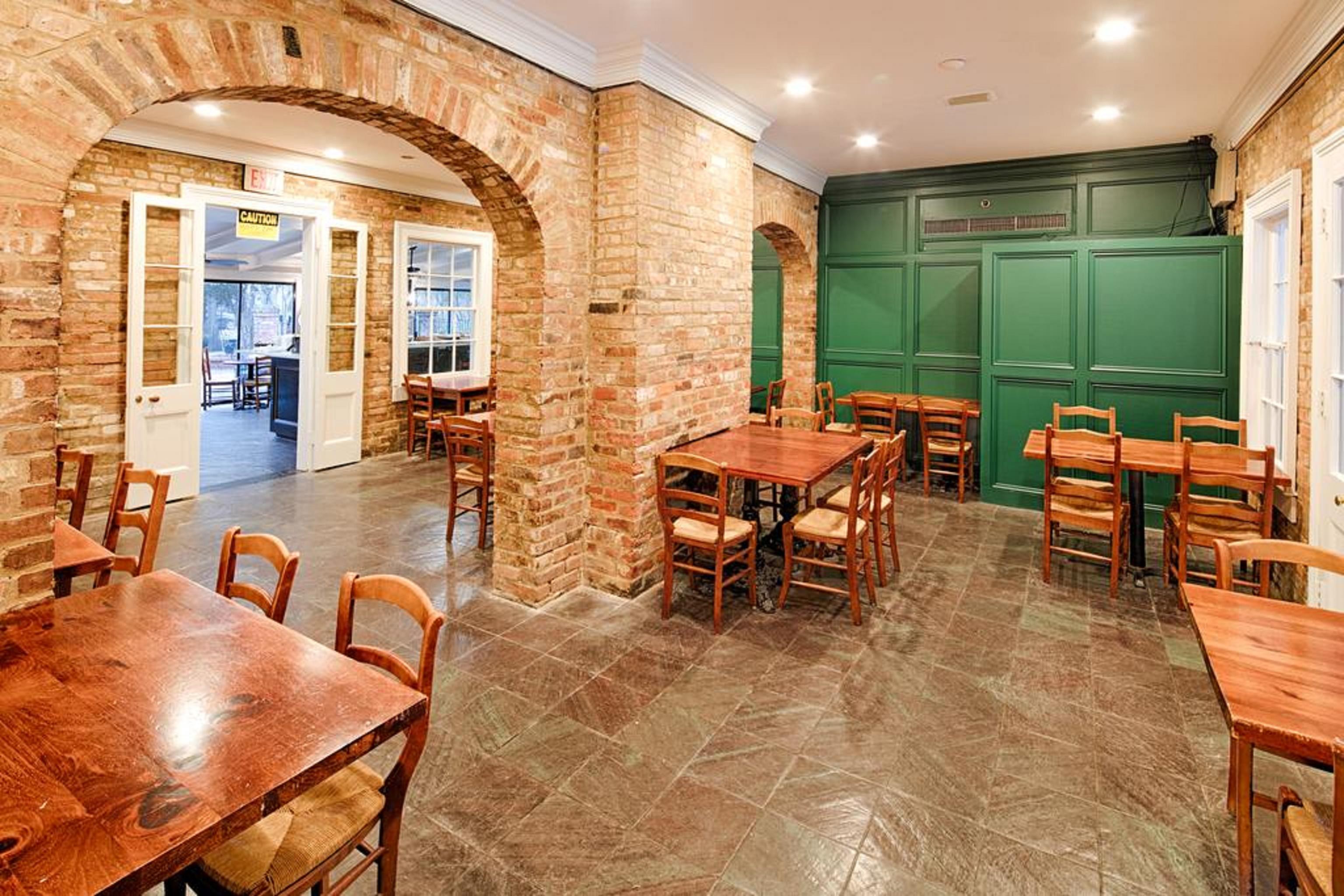 Maison Saint Charles Hotel 3*